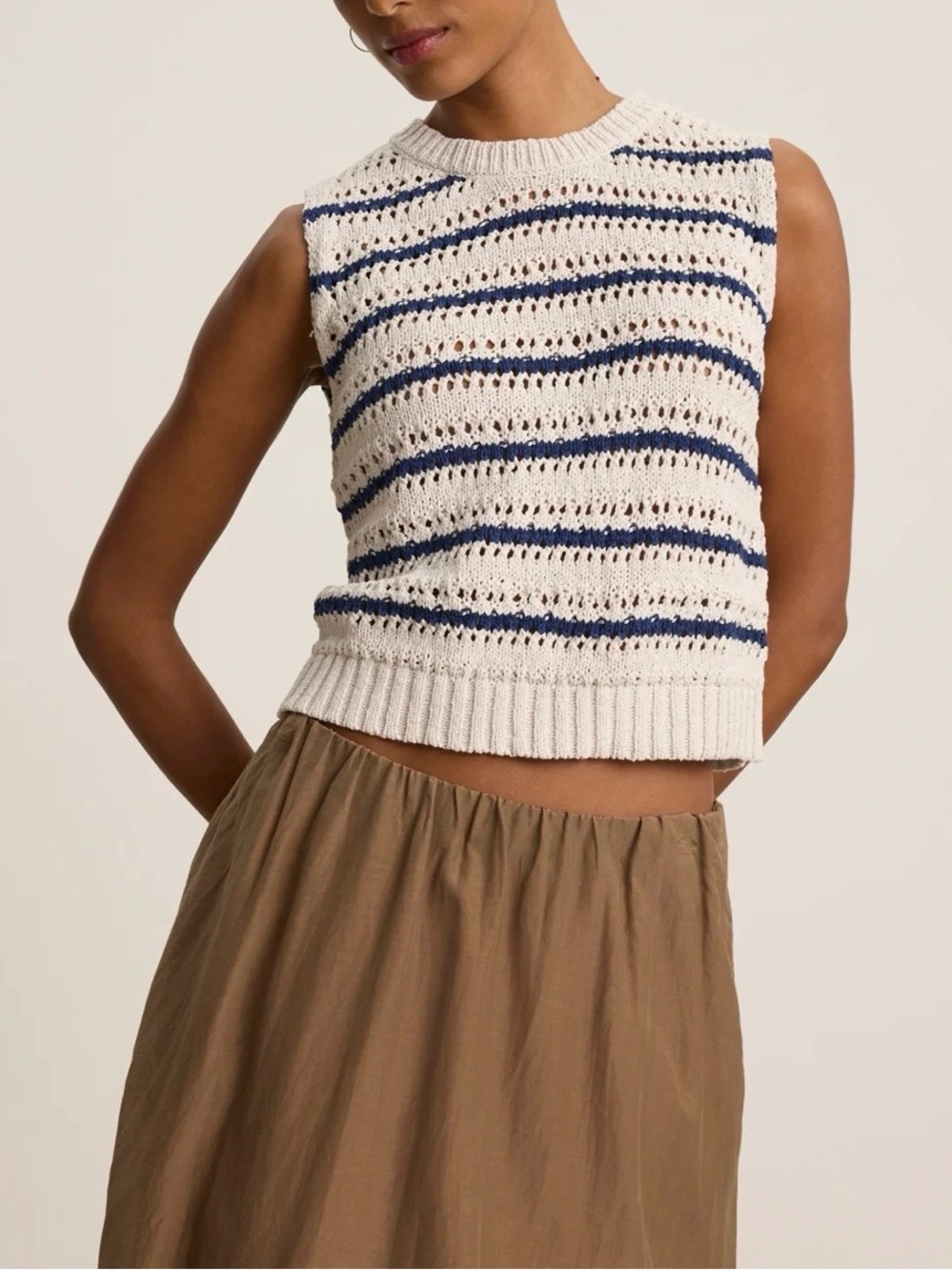 Velvet by Graham & Spencer Cream & Navy Open-Knit Sleeveless Crop Sweater